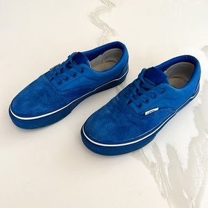 Undefeated Vans Hernan Era Blue Suede Skate Sneakers Sz 1 Youth